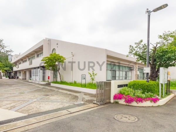 横浜市港北区高田西５丁目の中古一戸建て(横浜市立高田中学校)