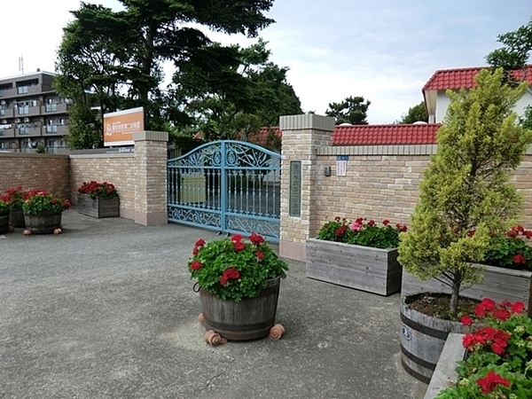 藤沢市辻堂６丁目　新築一戸建て(聖和学院第二幼稚園)