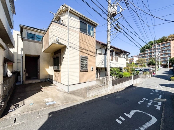 川崎市麻生区上麻生６丁目の中古一戸建て