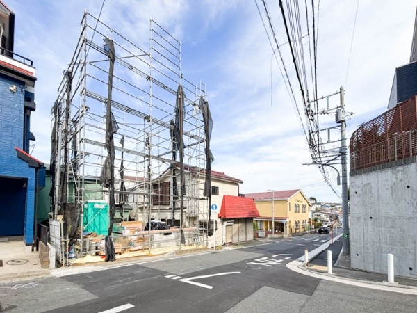 横浜市港南区芹が谷１丁目　新築一戸建て