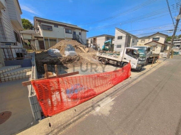 横浜市栄区鍛冶ケ谷１丁目　新築一戸建て