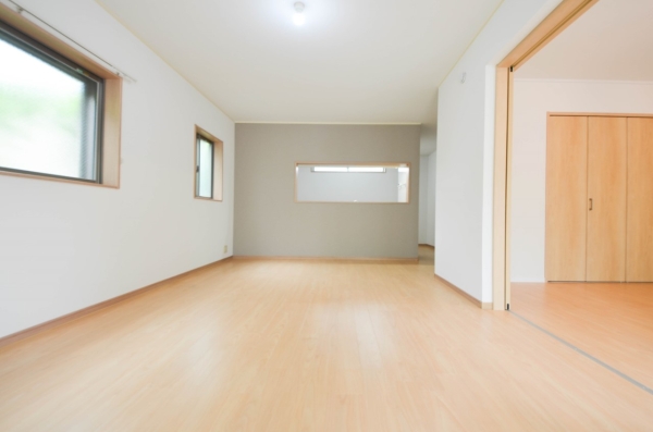 藤沢市稲荷１丁目の中古一戸建て