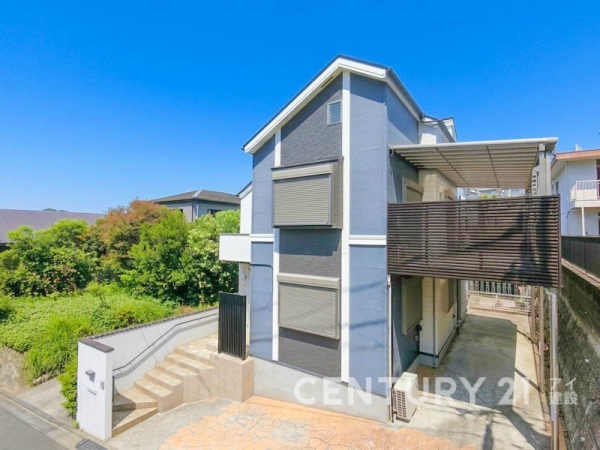 横浜市磯子区岡村７丁目　中古一戸建て