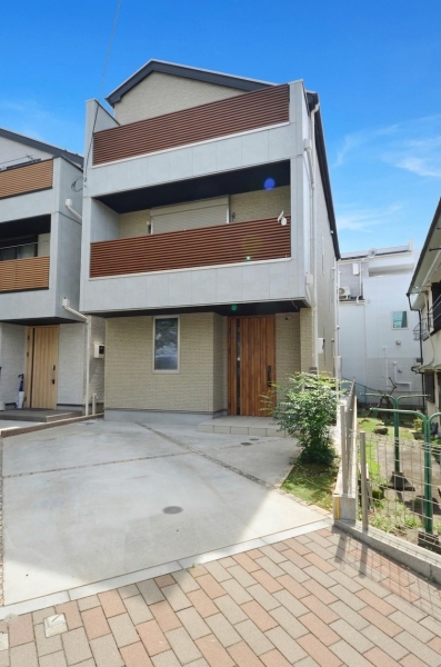 横浜市西区霞ケ丘　中古一戸建て