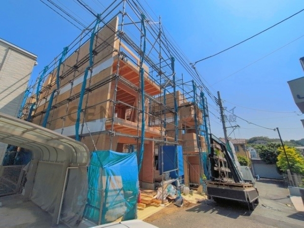 横浜市港北区富士塚２丁目　新築一戸建て
