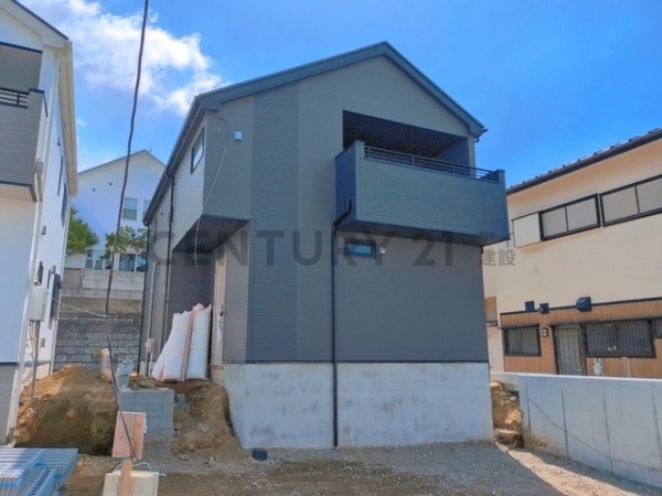 横浜市鶴見区梶山２丁目　新築一戸建て