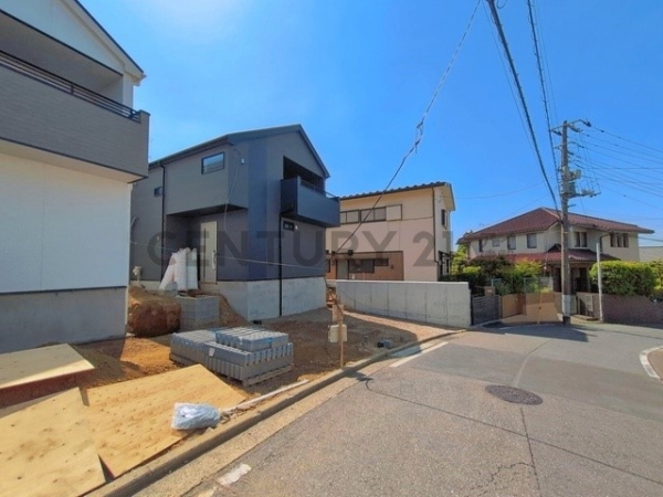 横浜市鶴見区梶山２丁目　新築一戸建て