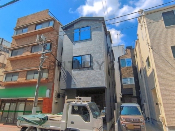 横浜市神奈川区松本町４丁目　新築一戸建て