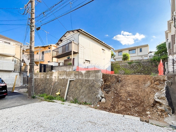 横浜市港北区師岡町　新築一戸建て