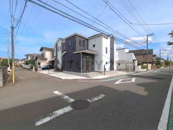 横浜市旭区中沢３丁目　新築一戸建て