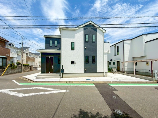 横浜市旭区中沢３丁目　新築一戸建て