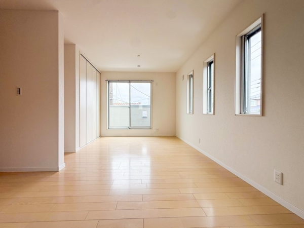 町田市本町田の中古一戸建て