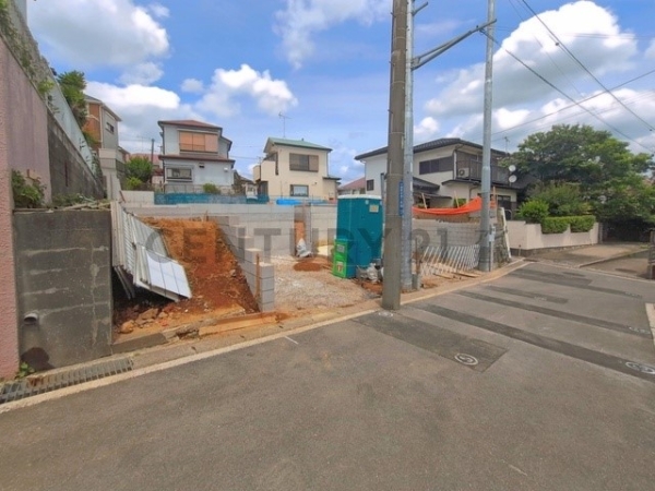 横浜市旭区笹野台４丁目　新築一戸建て