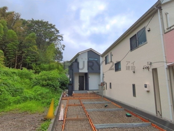 横浜市都筑区池辺町　新築一戸建て