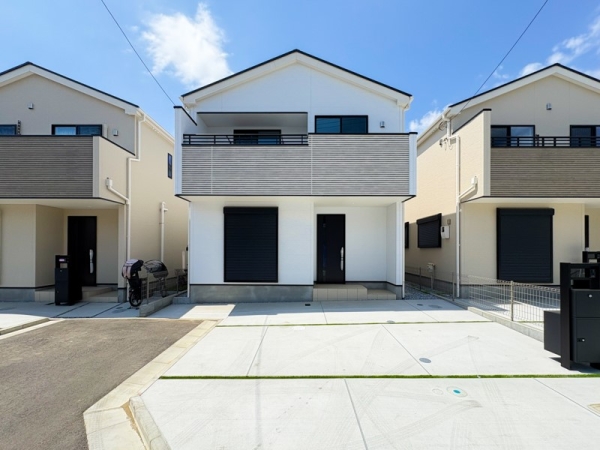 藤沢市辻堂太平台１丁目　新築一戸建て