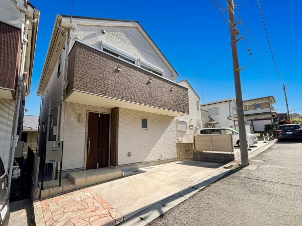 横浜市南区永田北３丁目　中古一戸建て