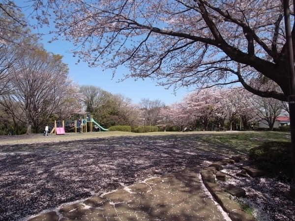 横浜市旭区二俣川２丁目の中古一戸建て(南本宿公園)