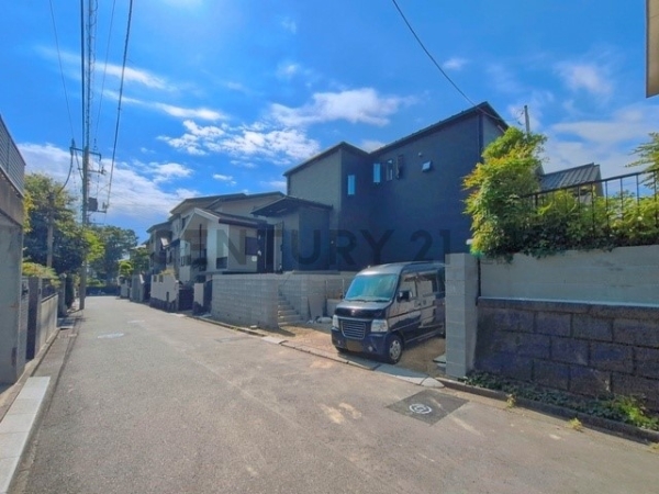 横浜市金沢区富岡西５丁目　新築一戸建て