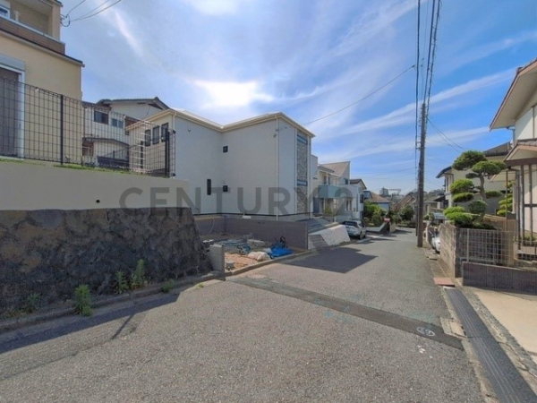 横浜市金沢区富岡西４丁目　新築一戸建て