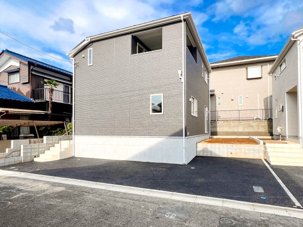 横浜市旭区金が谷２丁目　新築一戸建て