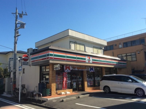 横浜市戸塚区下倉田町　新築一戸建て(セブンイレブン横浜栄小菅ケ谷店)