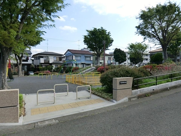 横浜市戸塚区下倉田町　新築一戸建て(下倉田第四公園)
