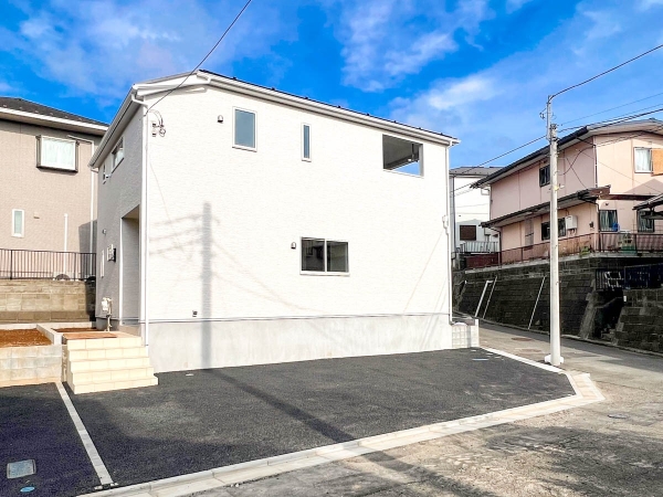 横浜市旭区金が谷２丁目　新築一戸建て