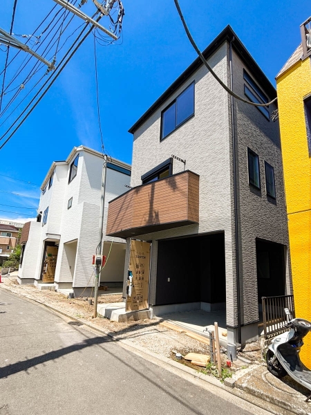 横浜市南区南太田2丁目 新築一戸建て