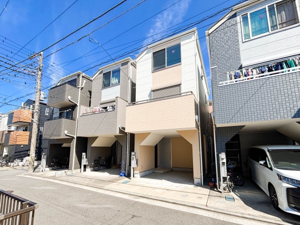 横浜市磯子区滝頭２丁目の中古一戸建て