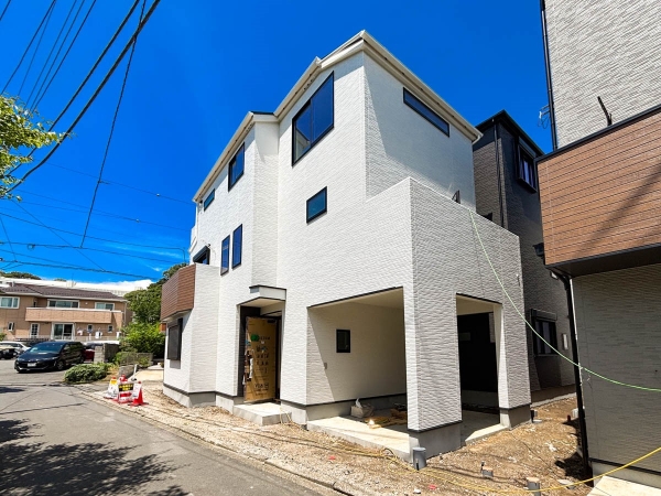 横浜市南区南太田２丁目　新築一戸建て