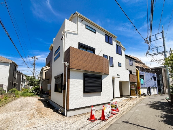 横浜市南区南太田２丁目　新築一戸建て