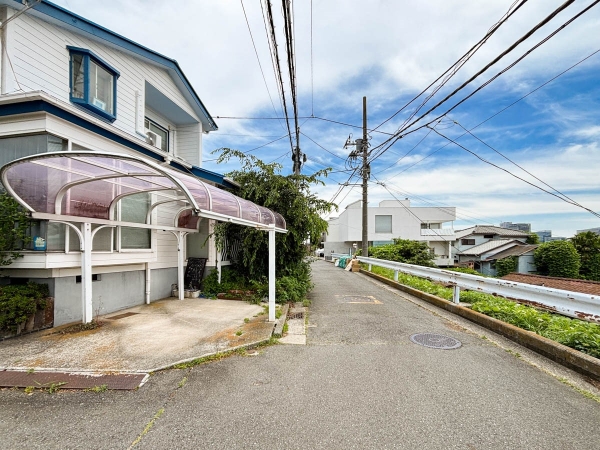 横浜市神奈川区旭ケ丘の中古一戸建て