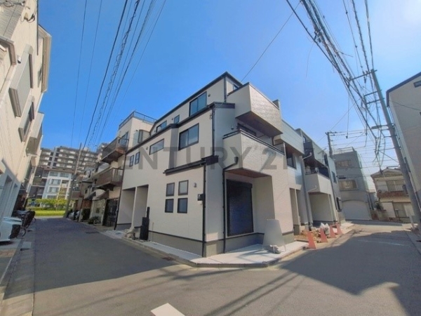 川崎市川崎区京町３丁目　新築一戸建て