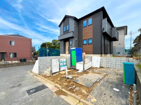 横須賀市湘南鷹取１丁目　新築一戸建て