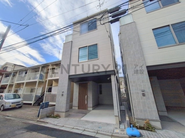 川崎市中原区新城5丁目 新築一戸建て