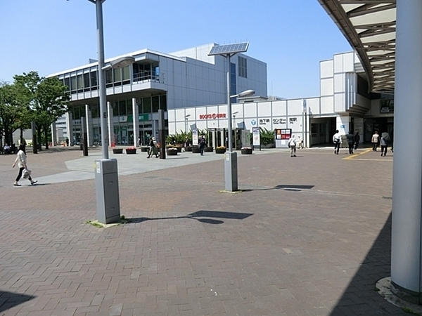 グラディスセンター南コート(ブルーラインセンター南駅)