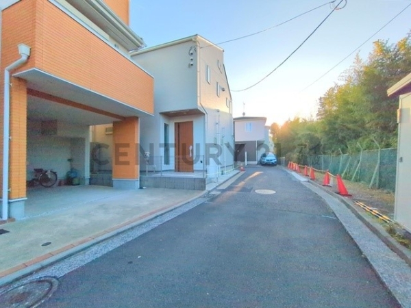 横浜市南区六ツ川２丁目　新築一戸建て