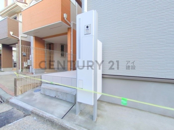 横浜市南区六ツ川２丁目　新築一戸建て