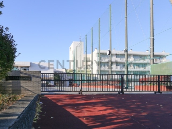 横浜市栄区小山台２丁目　新築一戸建て(横浜市立小山台中学校)