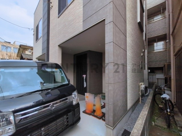 川崎市幸区戸手１丁目　新築一戸建て