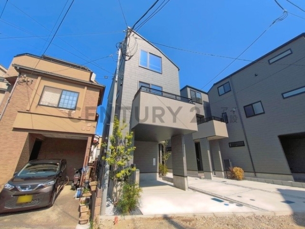 横浜市中区本牧大里町　新築一戸建て