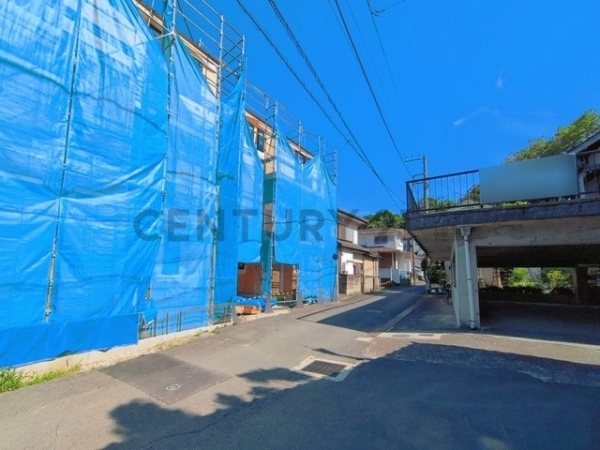 横浜市南区睦町２丁目　新築一戸建て