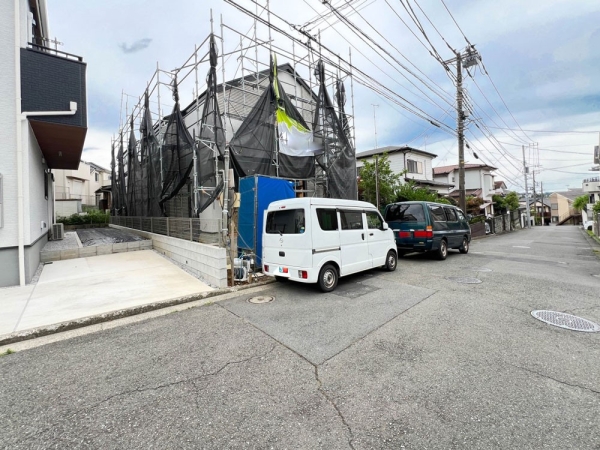 横浜市旭区白根６丁目　新築一戸建て