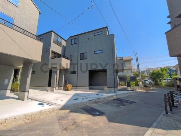 横浜市中区本牧大里町　新築一戸建て