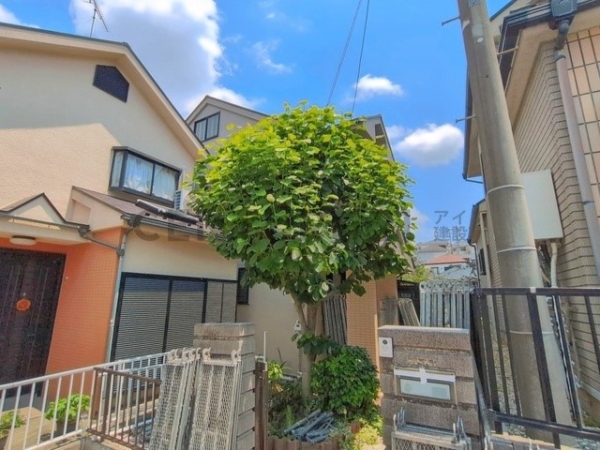 横浜市神奈川区三枚町 中古一戸建て