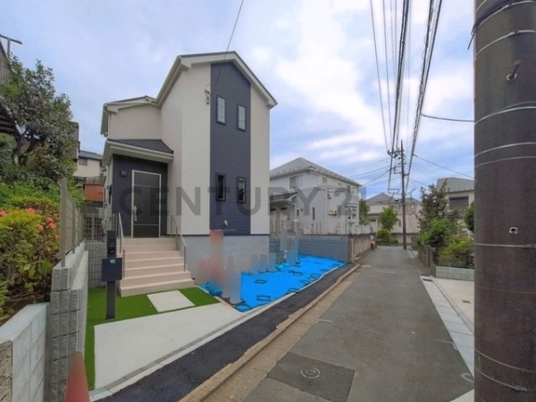 横浜市旭区市沢町　新築一戸建て