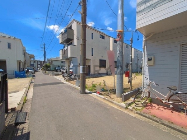 横浜市磯子区岡村１丁目　新築一戸建て