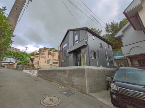 横浜市鶴見区駒岡３丁目　新築一戸建て