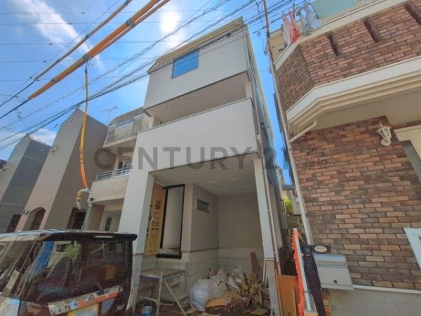 横浜市鶴見区上の宮1丁目 新築一戸建て
