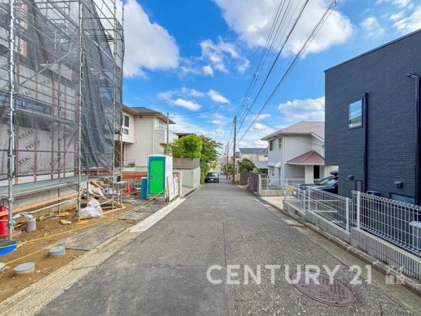 横浜市青葉区大場町　新築一戸建て